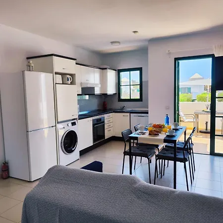 Casa Eric * פלאיה בלנקה