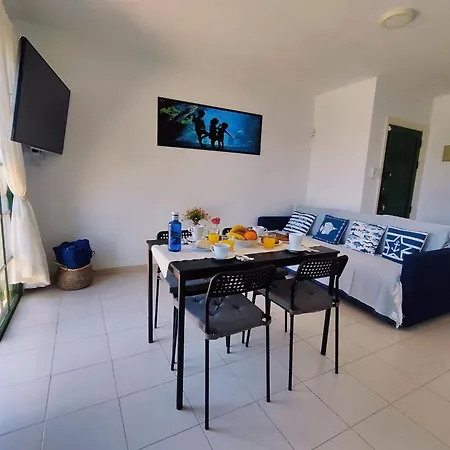 Casa Eric * פלאיה בלנקה
